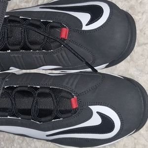 Nike Ken Griffey Jr.  10 men